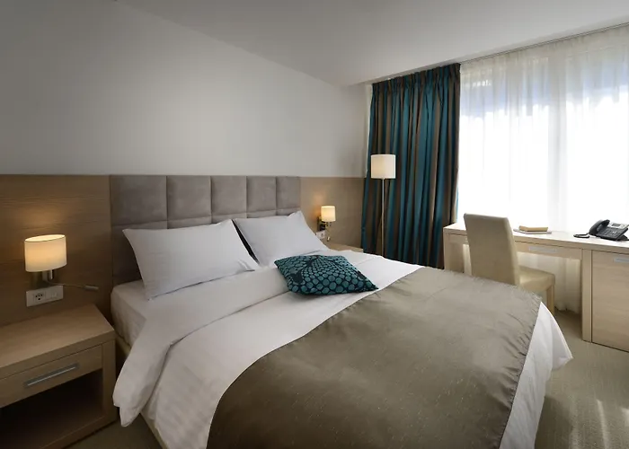 ホテル Grand Adriatic Ii 3*