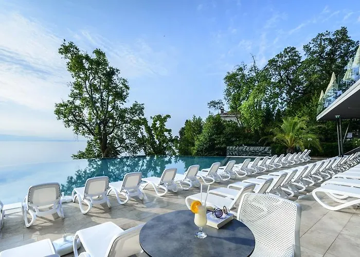 Grand Adriatic Ii ホテル オパティヤ